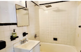 35-27 30th Ave. in Manhattan, NY - Building Photo - Building Photo