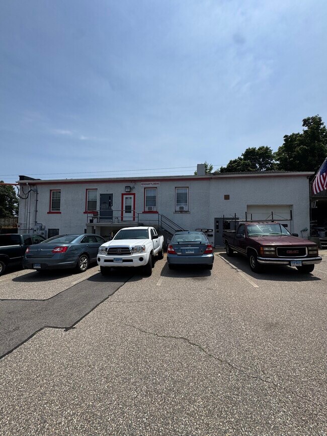 245 Shaw St in New London, CT - Building Photo - Building Photo