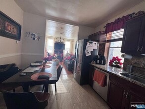 27 66th St, Unit 4 in West New York, NJ - Building Photo - Building Photo