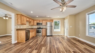 361 Crescent Dr in Springfield, TN - Building Photo - Building Photo