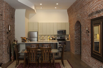 The Winston in Utica, NY - Building Photo - Building Photo