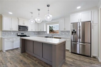 13 H S St in McAllen, TX - Building Photo - Building Photo