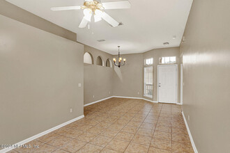 2044 Trailing Pines Way in Orange Park, FL - Building Photo - Building Photo