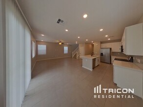 6743 Palmer Crst St in North Las Vegas, NV - Building Photo - Building Photo