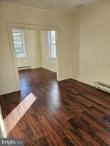 300 Brenneman Rd in Willow Street, PA - Building Photo