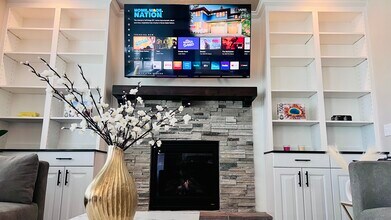 1123 Drexel Hill Ave in Caldwell, ID - Foto de edificio - Building Photo