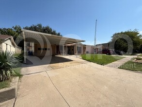 362 S Shore Pl in Lewisville, TX - Building Photo - Building Photo