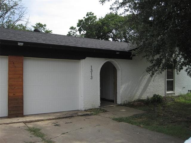 property at 1313 Darlene Ln