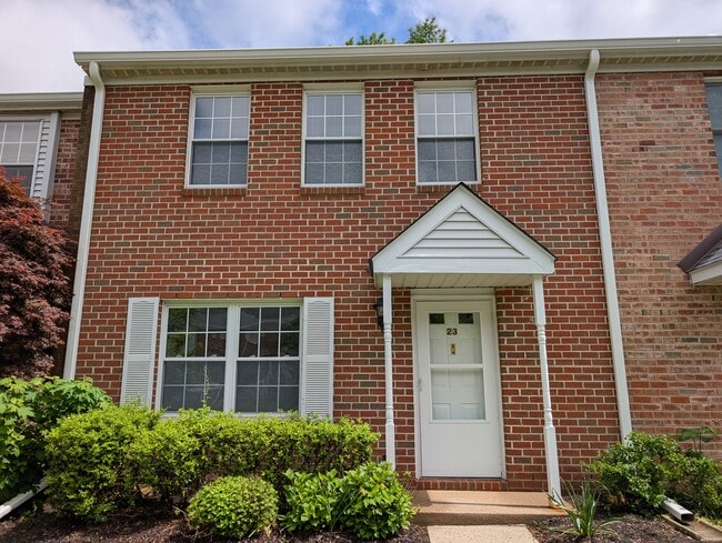 property at 23 Viburnum Ct