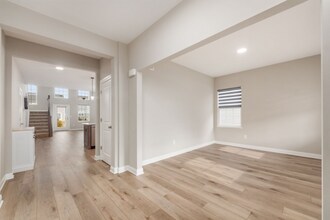 8741 Olenmead Dr in Lewis Center, OH - Building Photo - Building Photo