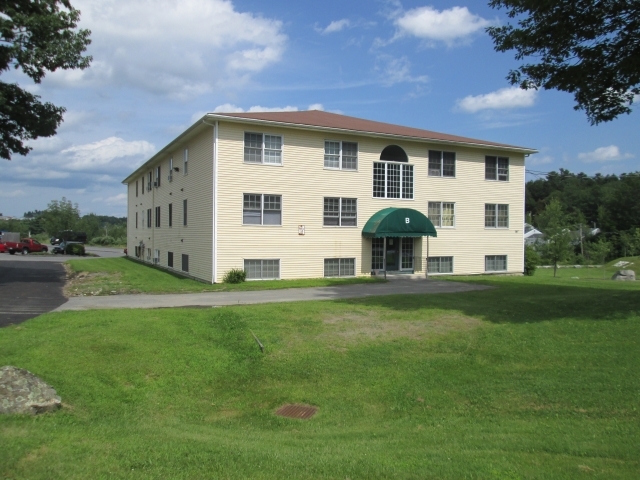 Pine View Estates in Augusta, ME - Building Photo - Building Photo