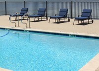 Lakeshore Apartments photo'