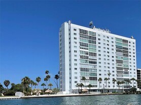 7200 Sunshine Skyway Ln S, Unit 15F in St. Petersburg, FL - Building Photo