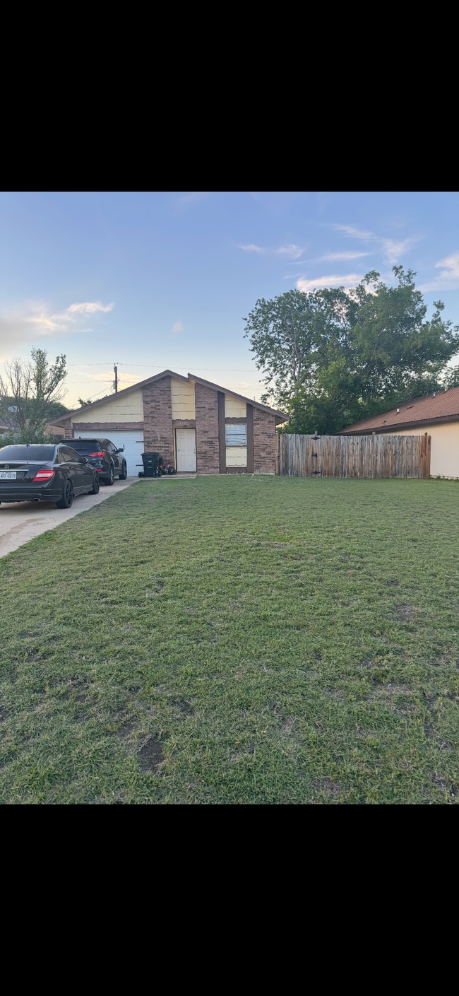 property at 2111 Creekwood Dr