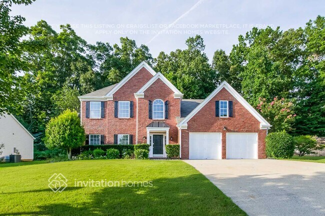property at 2715 Denian Ct