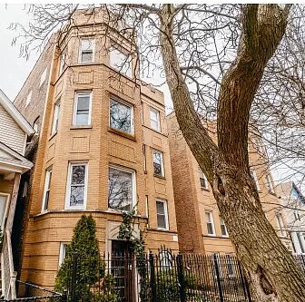 1930 N Richmond St, Unit 2 in Chicago, IL - Building Photo