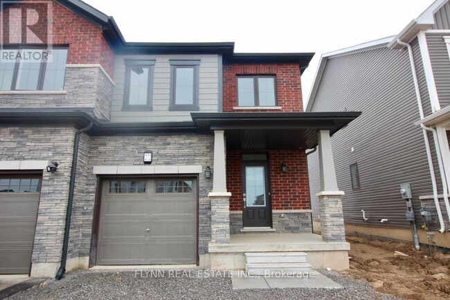 property at 272 Explorer Wy