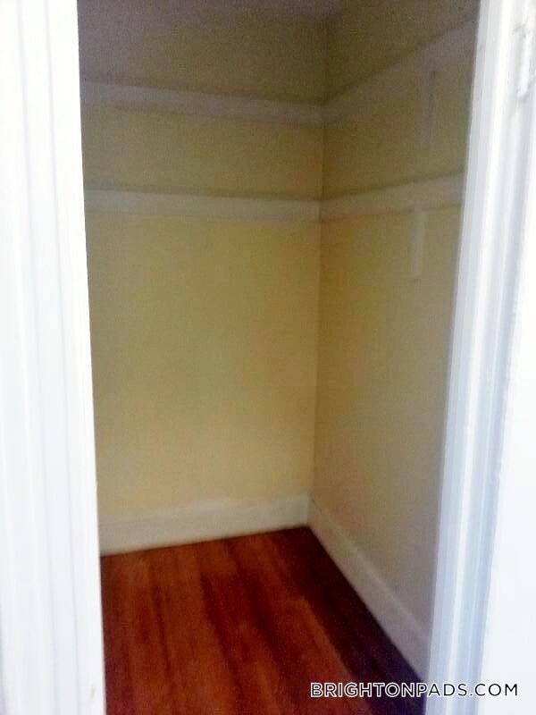 1615 Commonwealth Ave