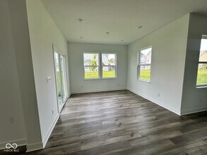7524 Fallsworth Dr in Avon, IN - Building Photo - Building Photo