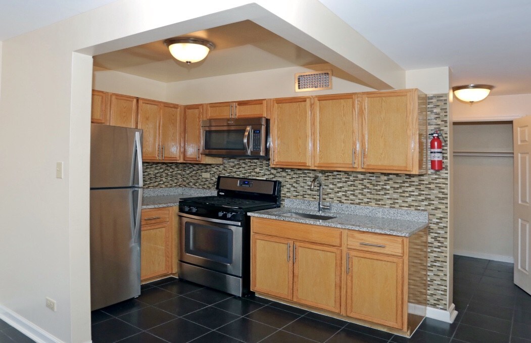 Park House Luxury Apartments in Jamaica, NY - Building Photo