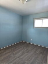 25006 Midland Ave in Redford Township, MI - Building Photo - Building Photo