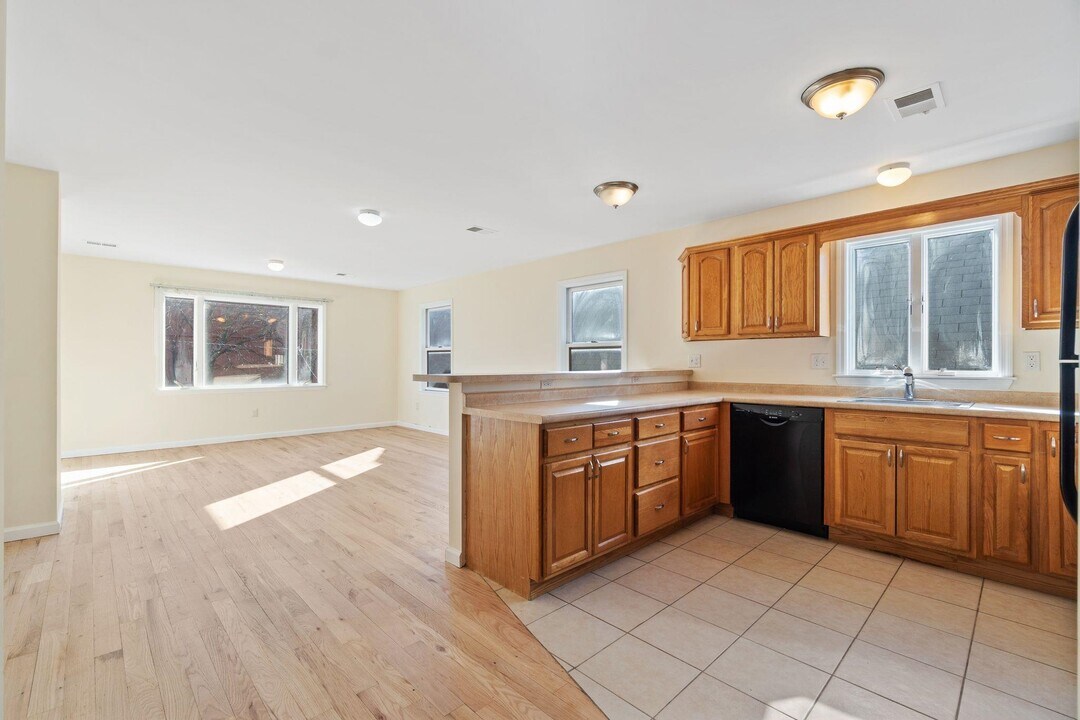 3303 Liberty Ave in North Bergen, NJ - Building Photo