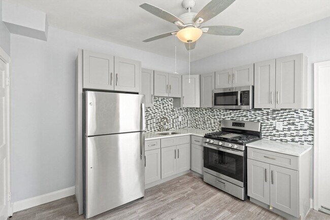 8 North Ave in Boston, MA - Building Photo - Building Photo