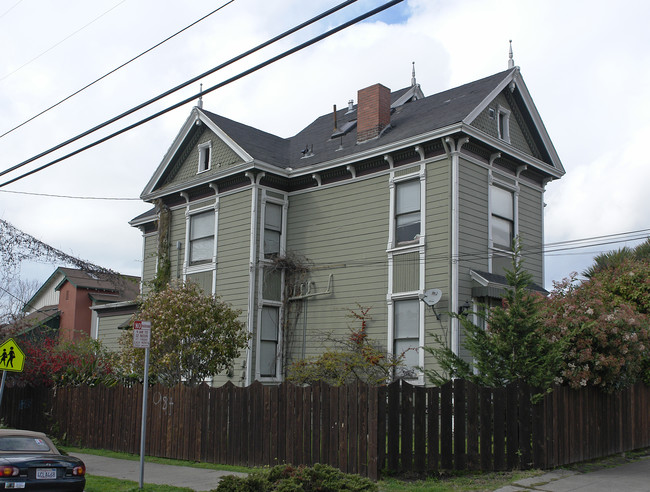 2028 8th St in Berkeley, CA - Foto de edificio - Building Photo