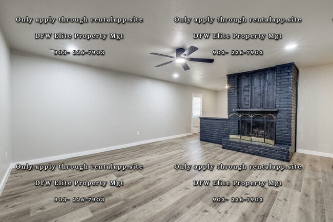 1417 Kitty Hawk Dr in Arlington, TX - Building Photo - Building Photo