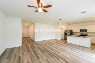 2893 Grand Finale St in Green Cove Springs, FL - Building Photo - Building Photo