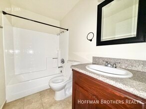 15040 Vanowen St in Los Angeles, CA - Building Photo - Building Photo