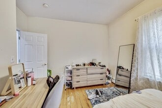 47 Hillside St, Unit 1 in Boston, MA - Building Photo - Building Photo