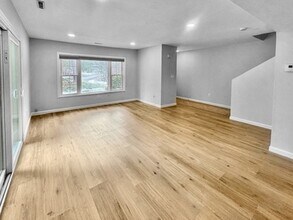 418 Edgebrook Dr in Boylston, MA - Building Photo - Building Photo