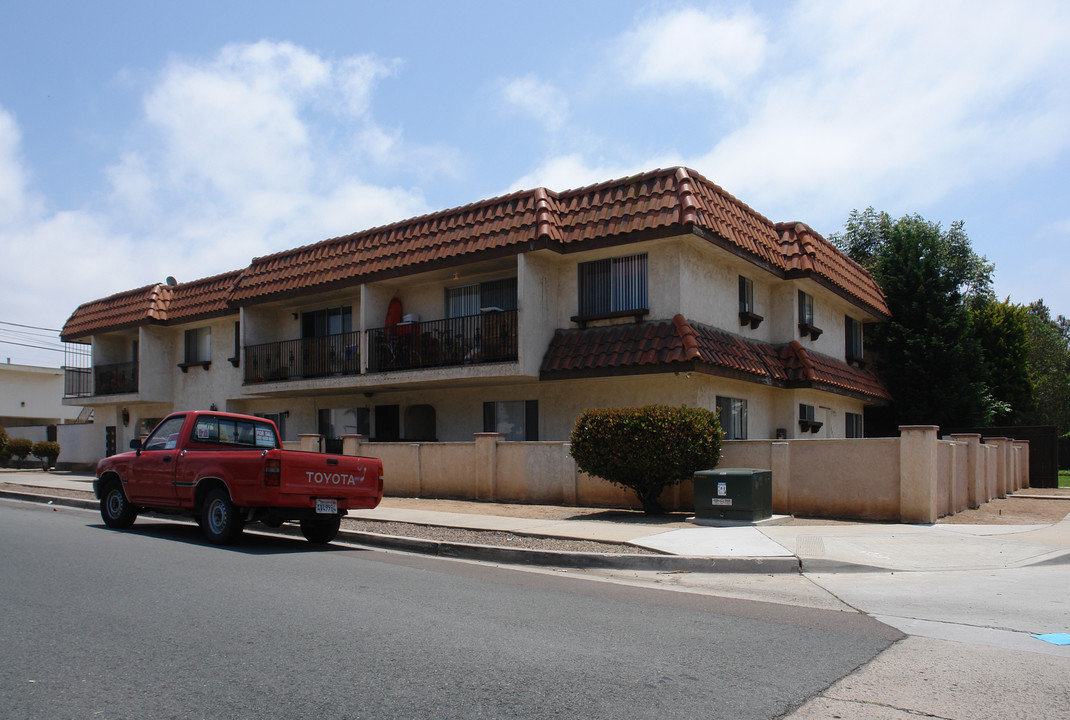 803 9th St in Imperial Beach, CA - Building Photo