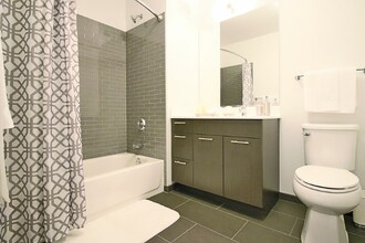 659 N Wells St in Chicago, IL - Building Photo - Building Photo