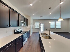 2545 Sunrise Lndg Lp in Tavares, FL - Building Photo - Building Photo