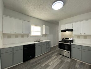 5006 S Victor Ave in Tulsa, OK - Foto de edificio - Building Photo