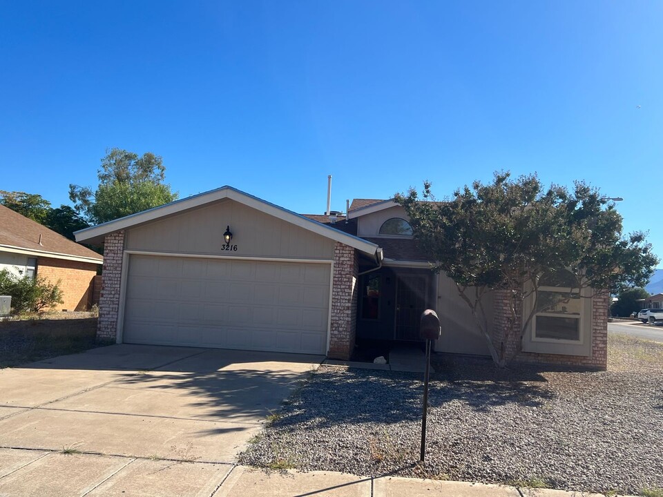 3216 Swan Dr in Sierra Vista, AZ - Building Photo
