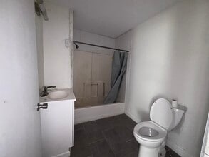 2304 W 58th St in North Little Rock, AR - Building Photo - Building Photo