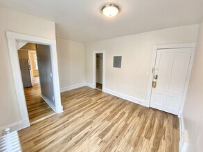 36 Clarke St in Burlington, VT - Building Photo - Building Photo