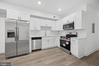 838 S 51st St in Philadelphia, PA - Building Photo - Building Photo