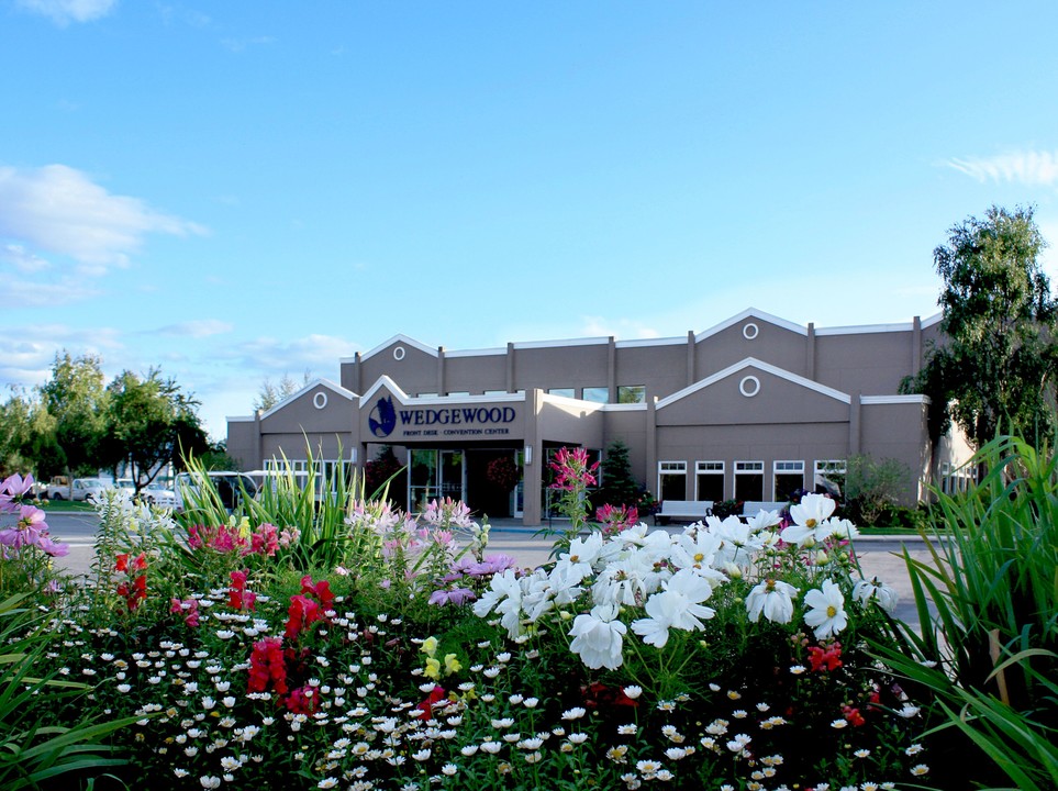 Wedgewood Resort Apartments in Fairbanks, AK - Building Photo