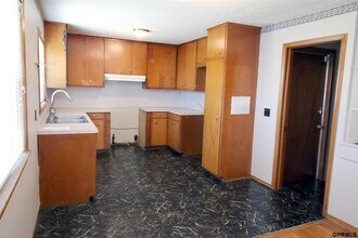 7220 Blue Ridge Dr in Bellevue, NE - Building Photo - Building Photo