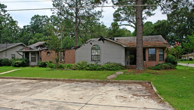 1608 Akridge Dr in Tallahassee, FL - Building Photo - Building Photo