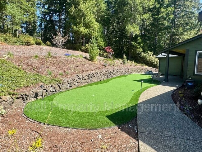 321 E Vine Maple Ln in Union, WA - Building Photo - Building Photo