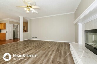 4811 Lone Elm in Shawnee, KS - Building Photo - Building Photo