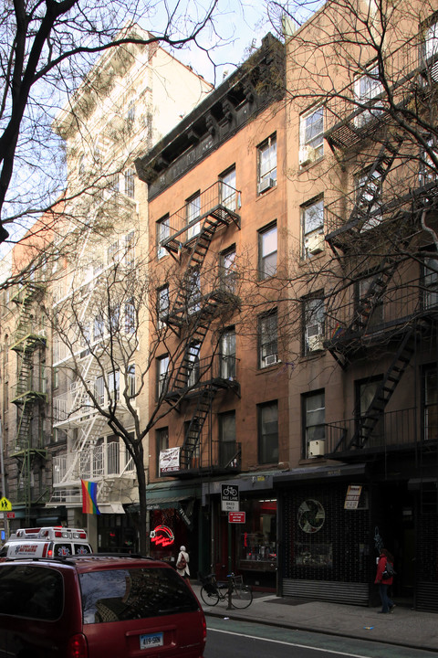 113 Christopher St in New York, NY - Foto de edificio