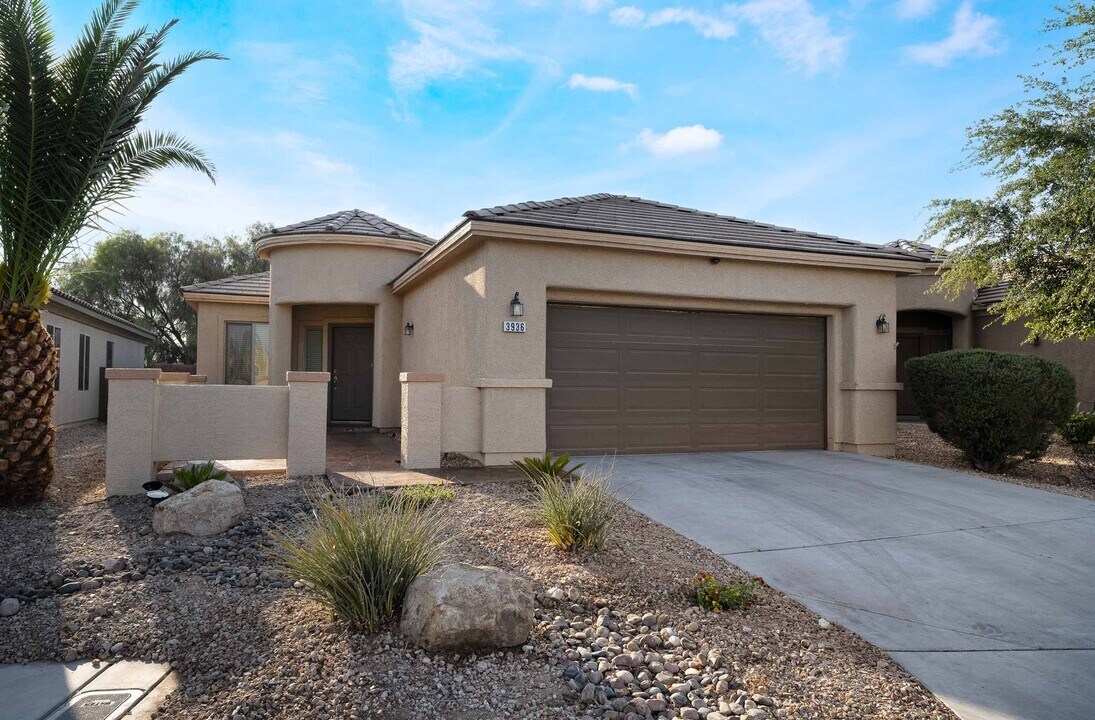 3936 Beisner St in Las Vegas, NV - Foto de edificio