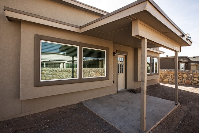 14821 Ted Banks Ave in El Paso, TX - Building Photo - Building Photo