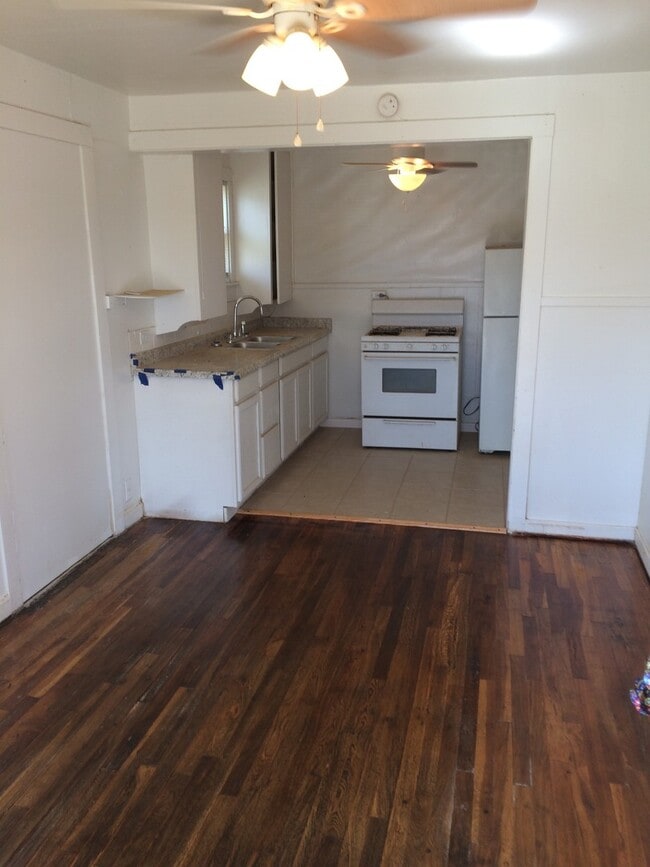 property at 1332 S 9th St